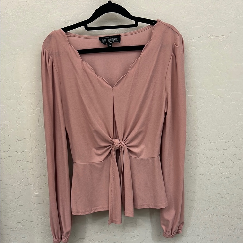 Women's Pink Scalloped Tie-Front Top